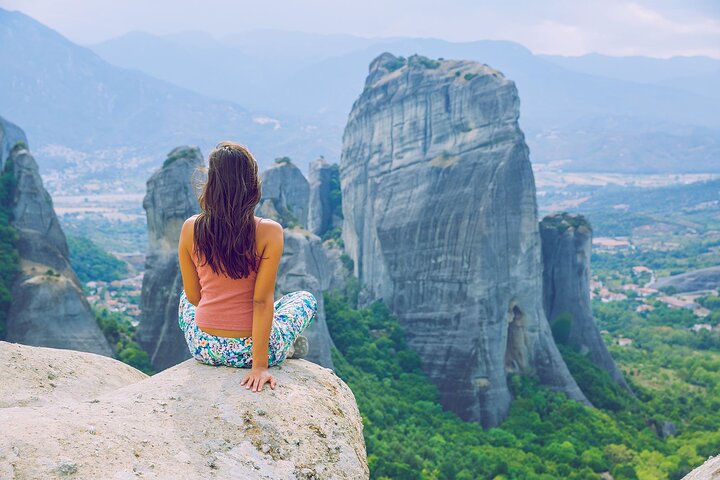 Meteora Half-Day Small Group Monasteries Tour with Hotel Pickup