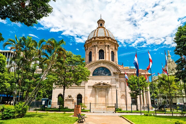Asuncion : Custom Walking Tour with A Guide (Private Tour)