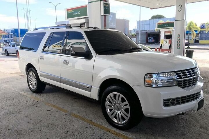 Private Transfer from Shimonoseki Port to Fukuoka Airport (FUK)