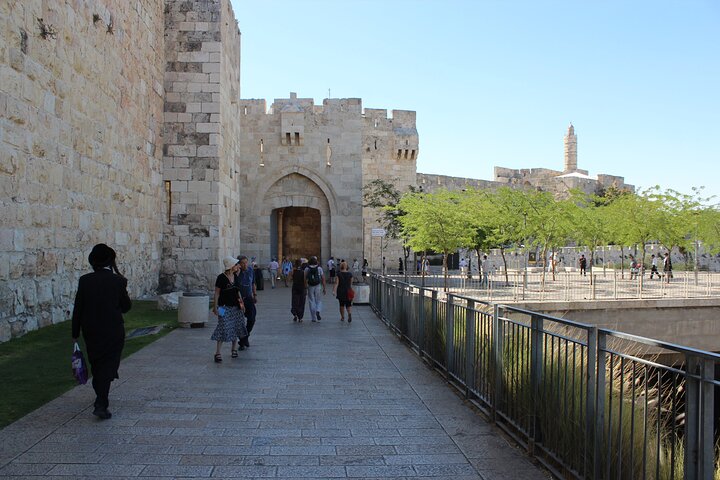 Old City of Jerusalem Guided Walking Tour