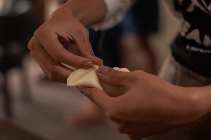 Roast and Empanadas Class with Wine |Mendoza|Braseando Experience