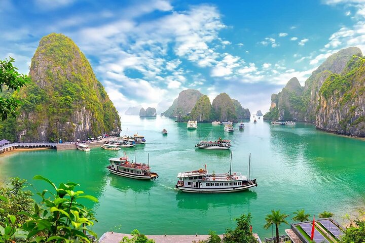 Halong Bay Full-Day Cruise with Lunch Meal, Cave ,Island & Beach