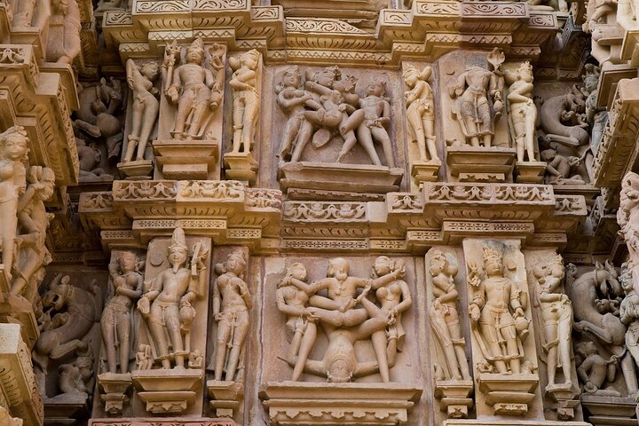 A Trip of Khajuraho, Orchha, Gwalior, Jhansi from Delhi in 5 Day