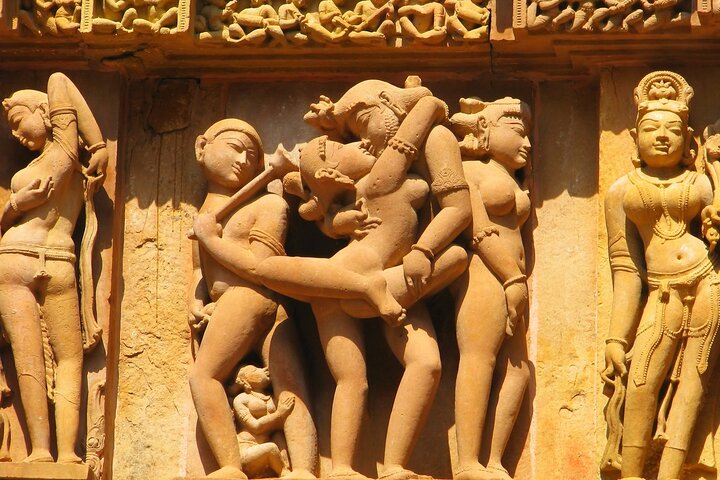 A Trip of Khajuraho, Orchha, Gwalior, Jhansi from Delhi in 5 Day
