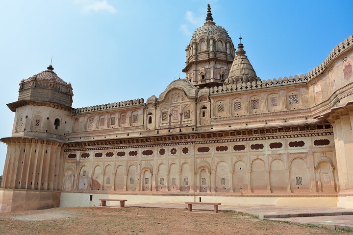 A Trip of Khajuraho, Orchha, Gwalior, Jhansi from Delhi in 5 Day