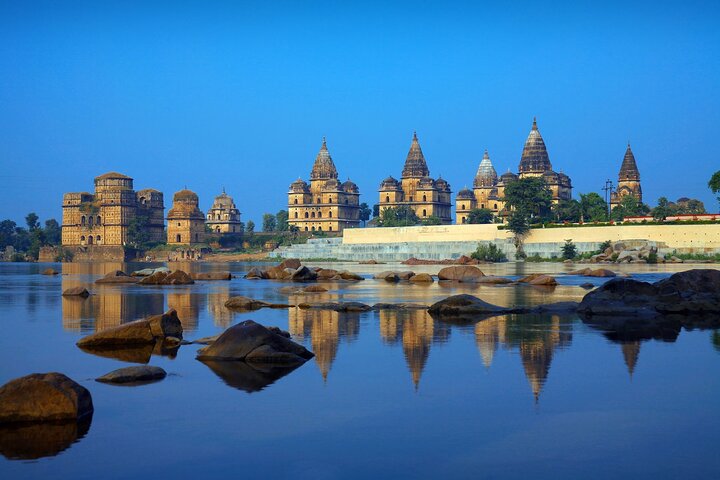 A Trip of Khajuraho, Orchha, Gwalior, Jhansi from Delhi in 5 Day