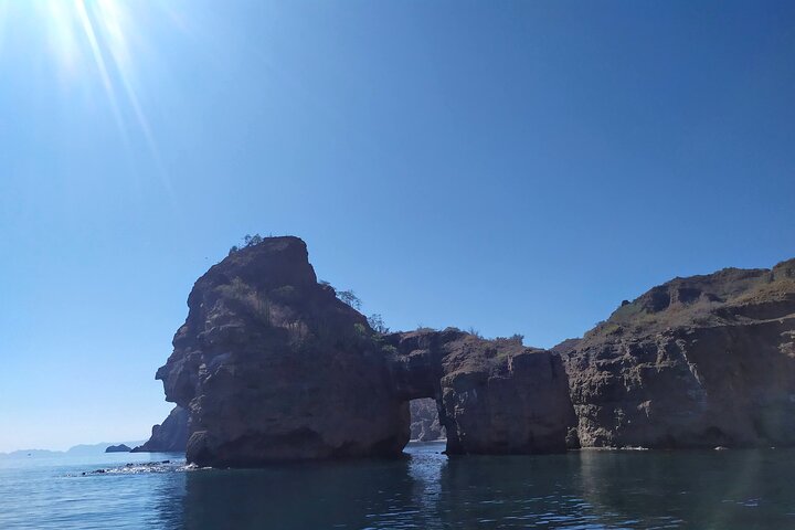 Danzante & Carmen Islands Private Adventure from Villa del Palmar