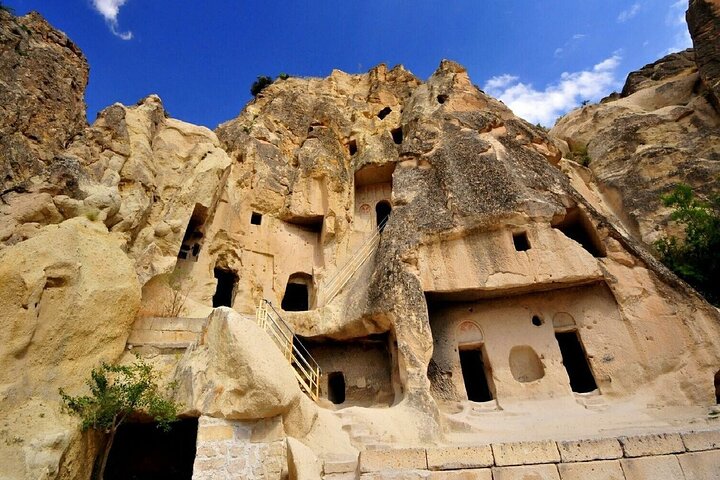 Turkey's Gold Triangle Tour: Pamukkale, Ephesus, Cappadocia