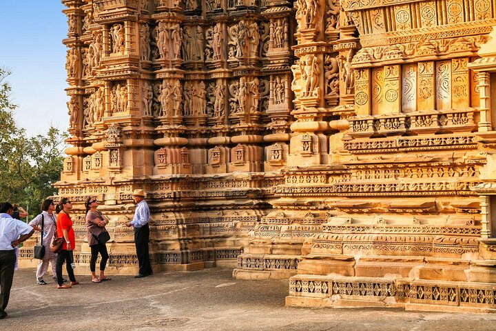 A Trip of Khajuraho, Orchha, Gwalior, Jhansi from Delhi in 5 Day