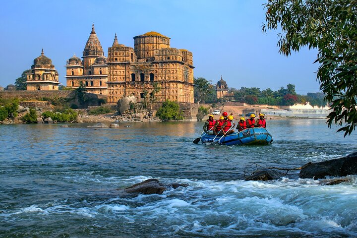 A Trip of Khajuraho, Orchha, Gwalior, Jhansi from Delhi in 5 Day