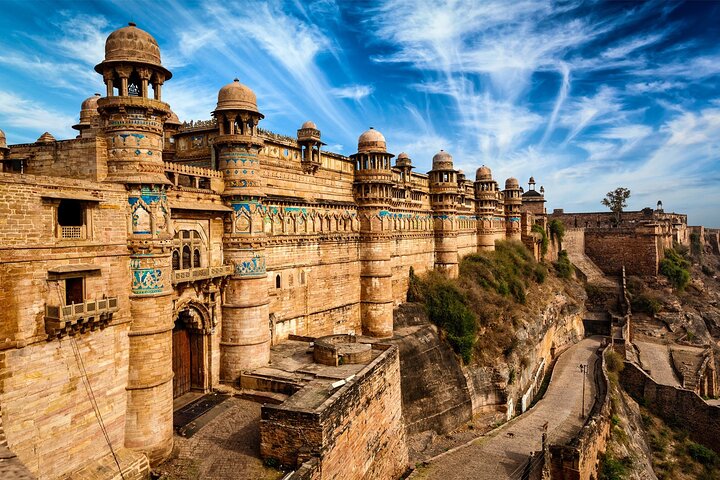 A Trip of Khajuraho, Orchha, Gwalior, Jhansi from Delhi in 5 Day