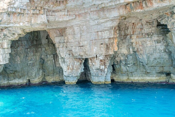 Blue & Green Cave Vis Island and Pakleni Islands Private Day Trip from Hvar