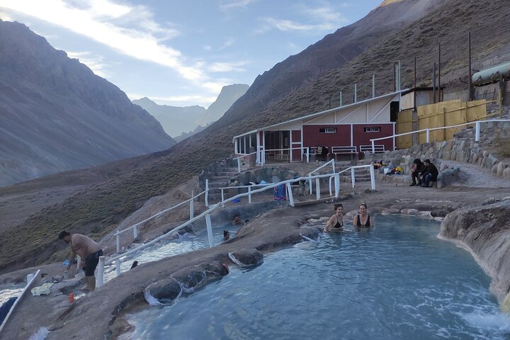 Private San Antonio, Visit Hot Springs and Picnic Cajon del Maipo