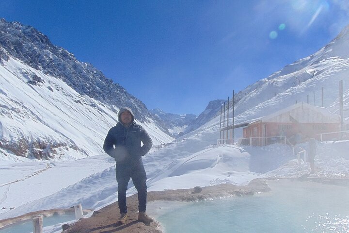 Private San Antonio, Visit Hot Springs and Picnic Cajon del Maipo