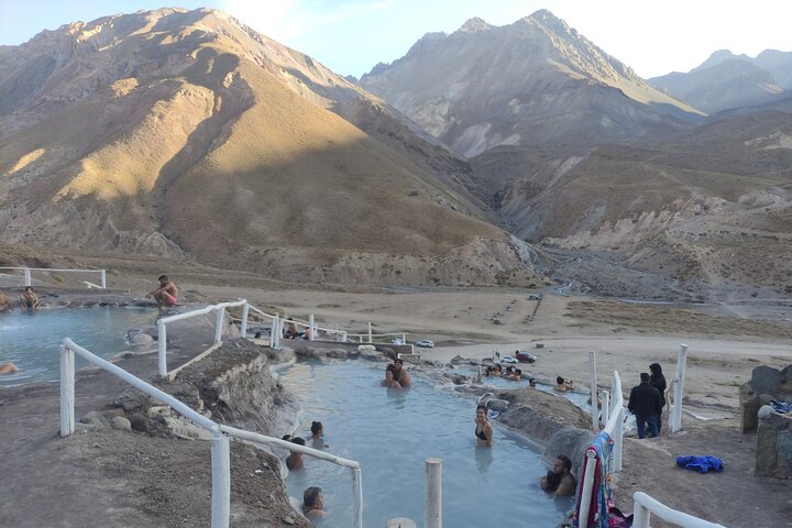Private San Antonio, Visit Hot Springs and Picnic Cajon del Maipo