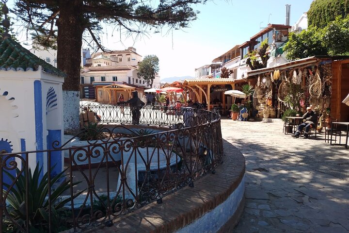 One-Way Transfer from Chefchaouen to Fes