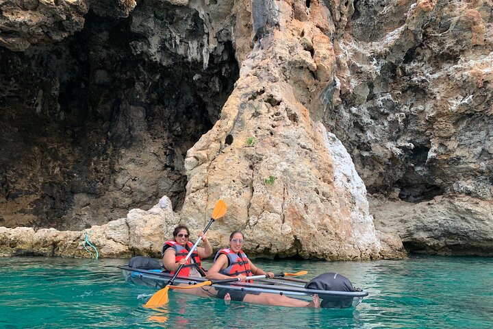 Morning Clear Kayak Tour to Little Bay + Snorkeling