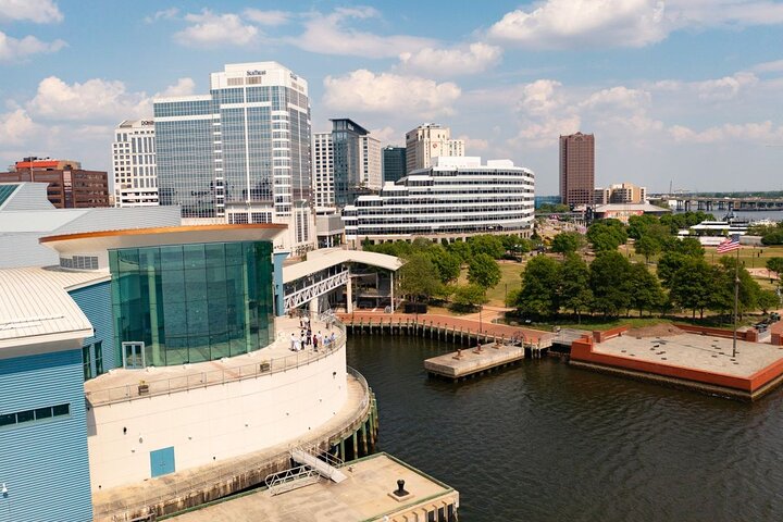 City Cruises Norfolk: Buffet Dinner Cruise