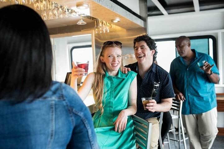 City Cruises Norfolk: Buffet Brunch Cruise