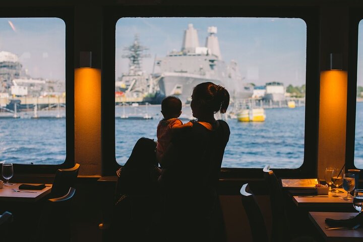 City Cruises Norfolk: Buffet Dinner Cruise