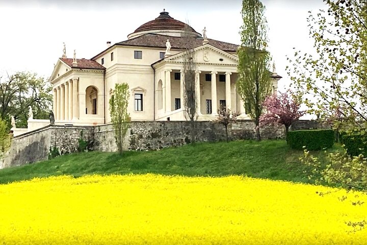 Self Guided E-Bike Tour among the Palladian Villas of Vicenza