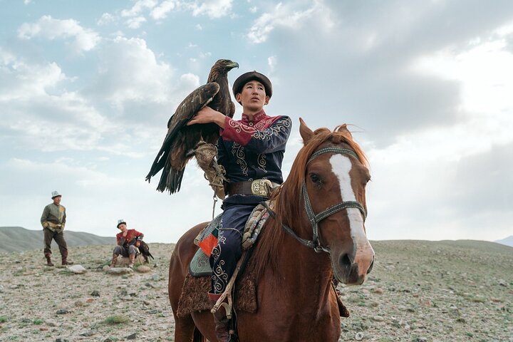 Eagle Show and Archery Masterclass in Bokonbaevo Village