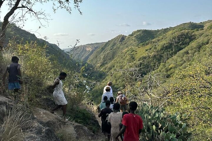 Ultimate Experience: 6-day, 5-night All-Inclusive Trip to Angola