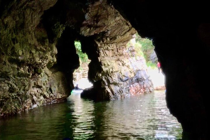 7 Arches Kayak Tour
