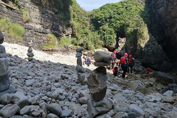 7 Arches Kayak Tour