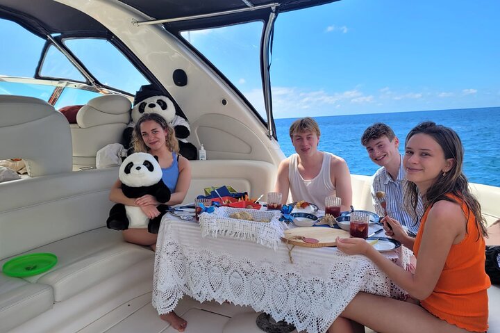 4 Hour Boat Tour with Snorkeling from Puerto Rico and Mogan