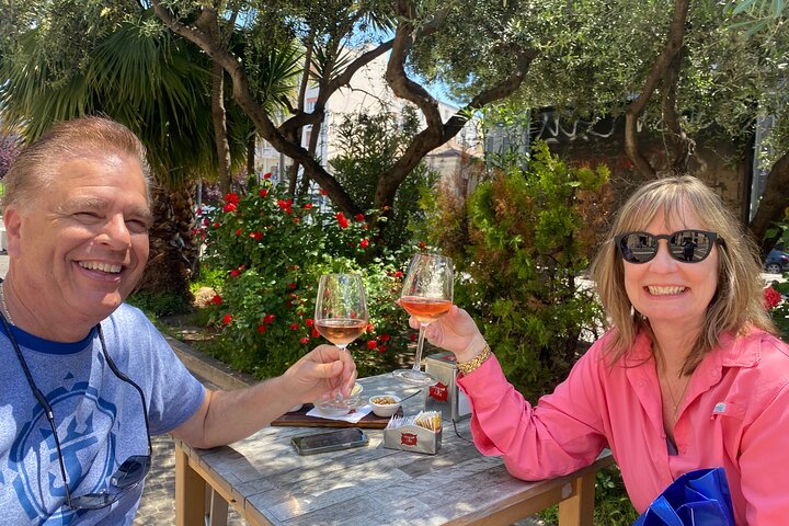 Food and wine tour of Pescara Vecchia on foot