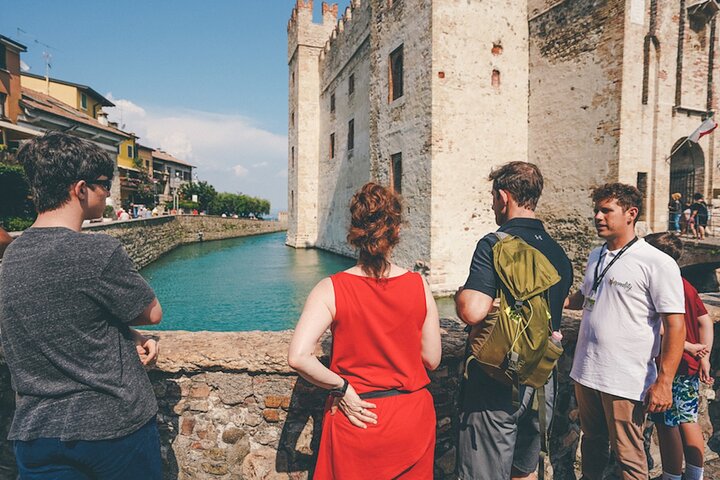 Lake Garda: Sirmione Boat Tour and Walking Tour