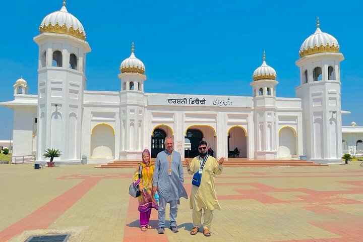 Kartarpur Corridor and Gurdwara Sahib Yatra Guided Tour
