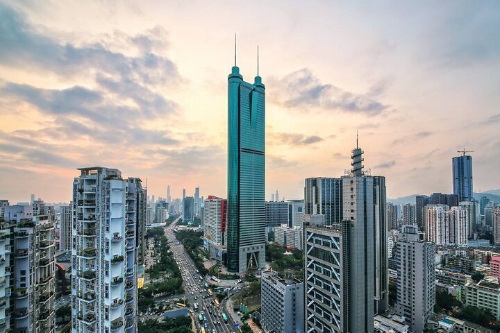 Private Shenzhen Day Trip from Guangzhou by Train or Private Car