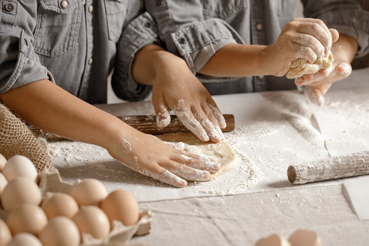 Trakai: Private tour Kybyns Cooking Lesson