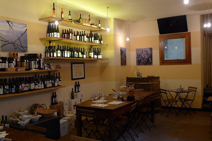 UNESCO Vineyards Tour & Wine Tasting in Manarola with a Sommelier