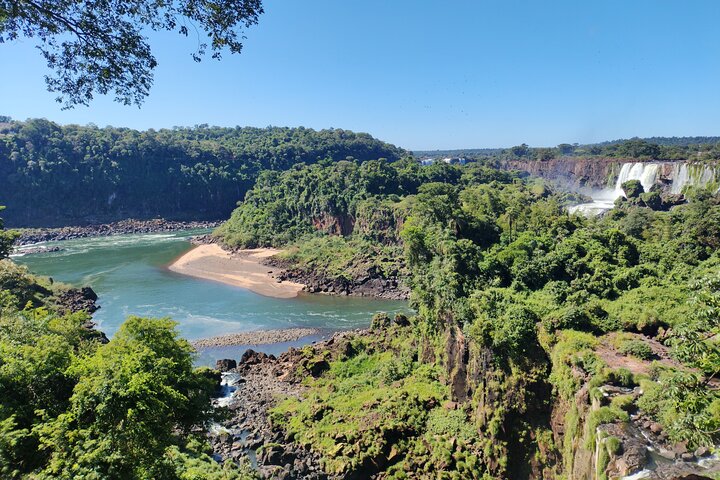 Private Tour: 2Day to Both Sides of Iguazu Falls