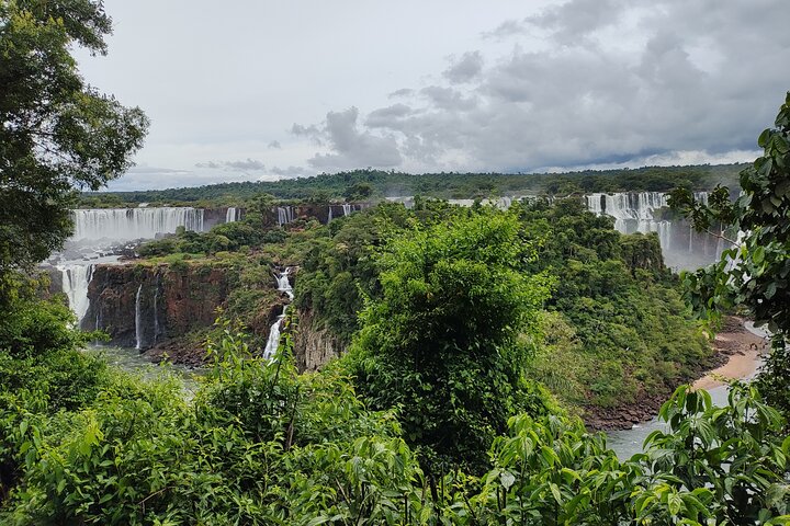 Private Tour: 2Day to Both Sides of Iguazu Falls
