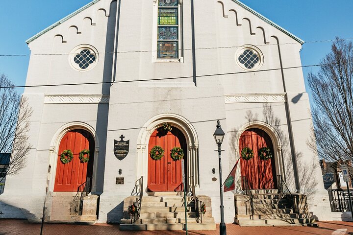 Virginia: Ghosts of Fredericksburg Self-Guided Walking Audio Tour