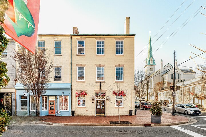 Virginia: Ghosts of Fredericksburg Self-Guided Walking Audio Tour