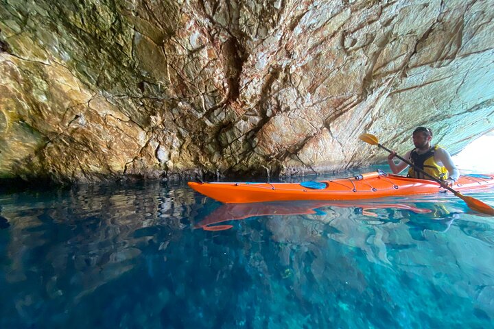 Naxos: Rhina Cave Sea Kayaking Tour
