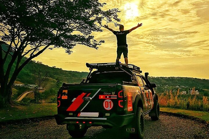 Tioman 4x4 Tour to Juara Beach & Ali's Waterfall