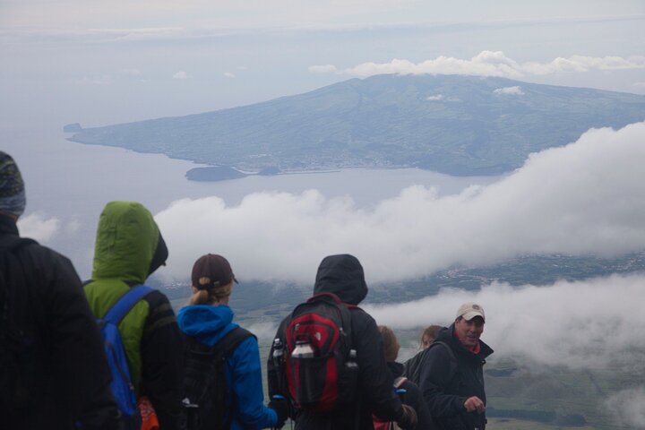 Pico Mountain Climbing private tour - with round trip from Faial