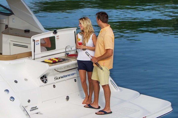YACHT PARTY And Cruise To FENELON FALLS - Kawartha Lakes