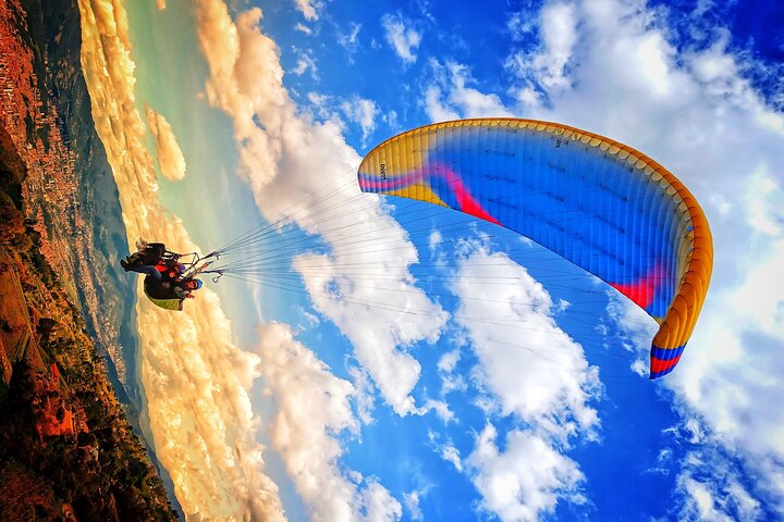 Paragliding tour in Medellín, fly and live a great experience
