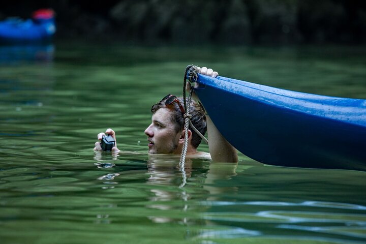 Kayaking at Lan Ha Bay