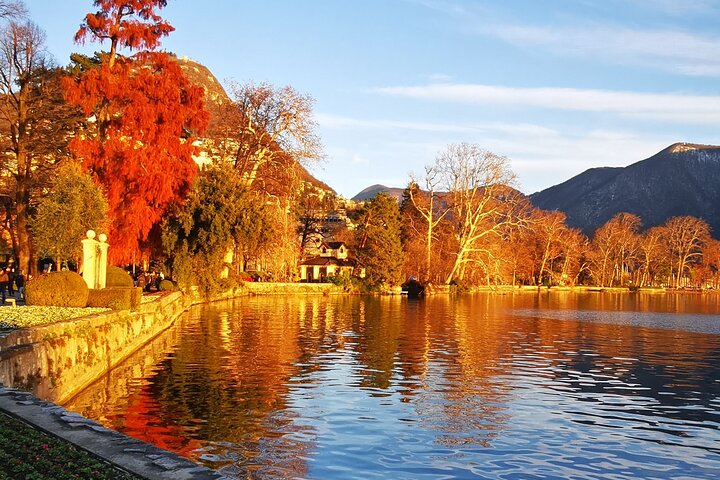 Small-Group Lake Como & Lugano: 2 Countries in 1 Day, Boat Cruise