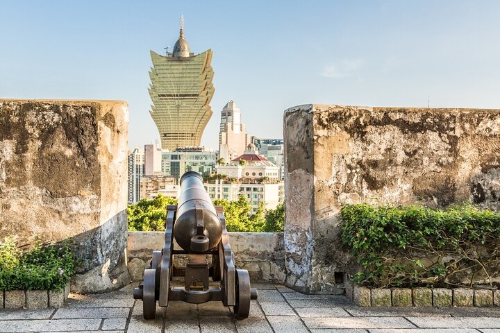Macau All-Inclusive Seat-In-Coach Day Tour from Hong Kong