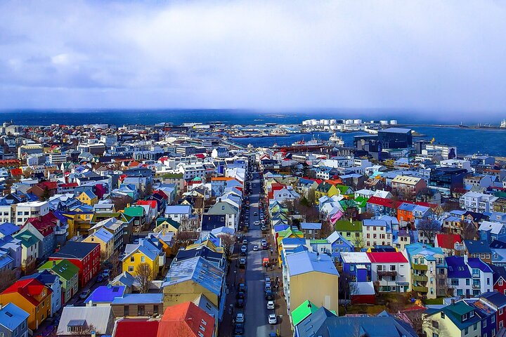 Private Transfer from Keflavik Airport to Reykjavik