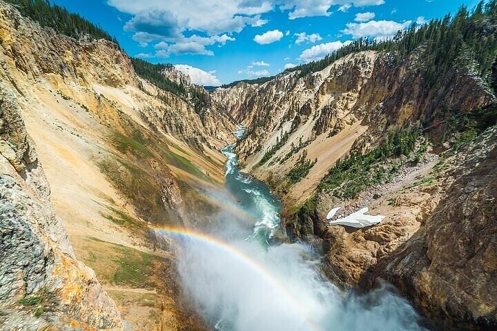 Yellowstone National Park Self-Guided Audio Tour